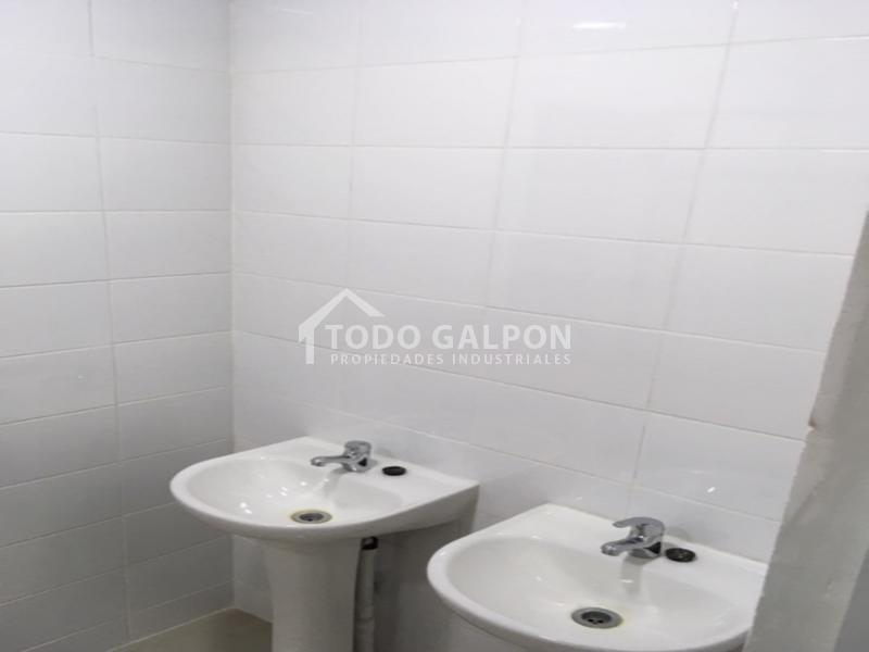 Venta de Galpon Industrial Nuevo - Cruce Tapihue.  - Casablanca .